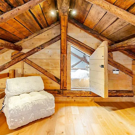 Domek alpejski Anemones Chalet, Central, 4 Bedrooms, Sauna And Parking *