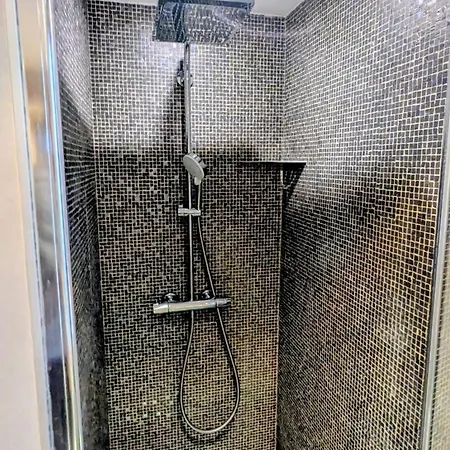 木屋 Anemones Chalet, Central, 4 Bedrooms, Sauna And Parking