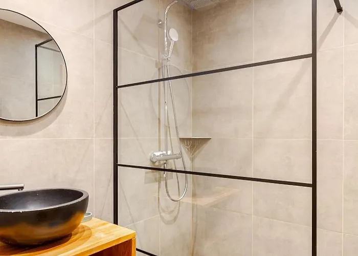 Anémones Chalet, Central, 4 Bedrooms, Sauna&parking Chamonix