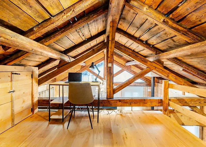 Anemones Chalet, Central, 4 Bedrooms, Sauna And Parking 霞慕尼